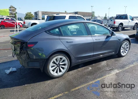 2023 Tesla Model 3 Long Range Dual Motor All-Wheel Drive z USA, uszkodzony, nr VIN 5YJ3E1EBXPF631851